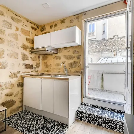 Cozy With Balcony 2p - 18e * باريس